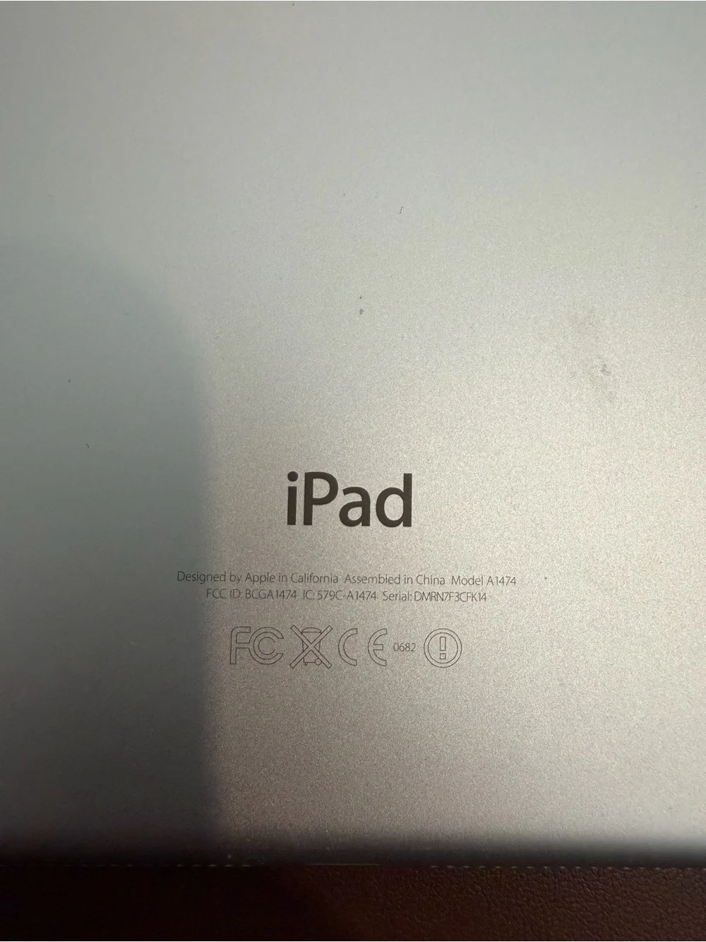 Apple iPad (1st Gen) - Silver